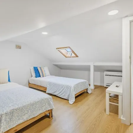 Sunny House With Private Terrace * Vila Nova de Gaia