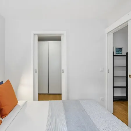Sunny House With Private Terrace * 빌라노바데가이아