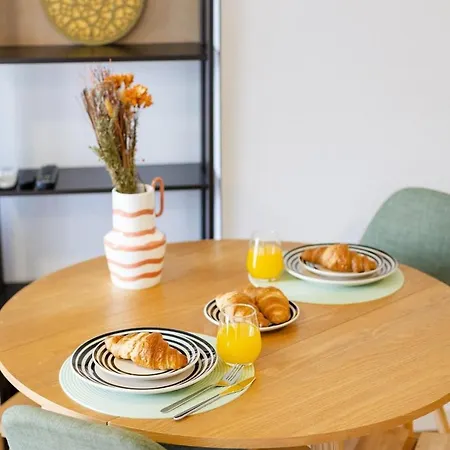Sunny House With Private Terrace * Vila Nova de Gaia