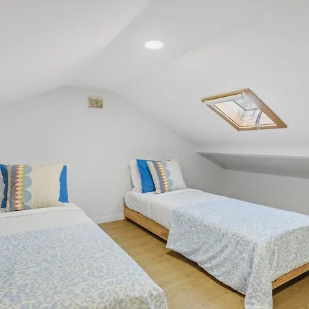 아파트 Sunny House With Private Terrace *