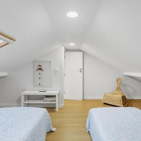 Sunny House With Private Terrace Apartament *